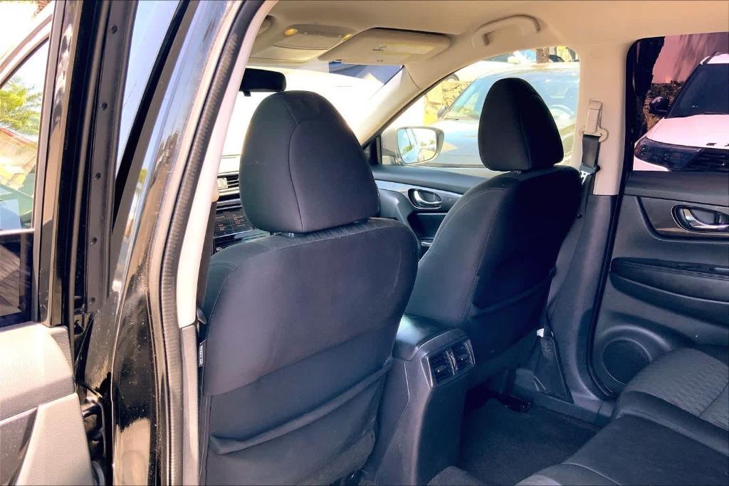 used 2018 Nissan Rogue car, priced at $16,266