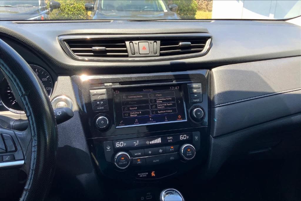 used 2018 Nissan Rogue car, priced at $16,266