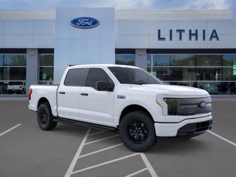 new 2025 Ford F-150 Lightning car