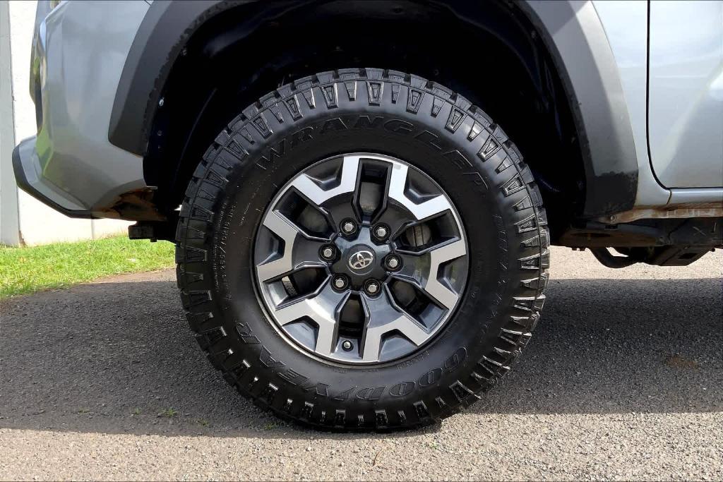 used 2019 Toyota Tacoma car, priced at $36,744