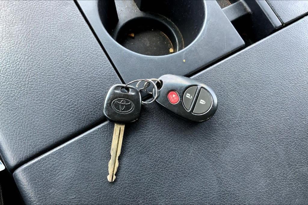 used 2017 Toyota Tundra car, priced at $26,811