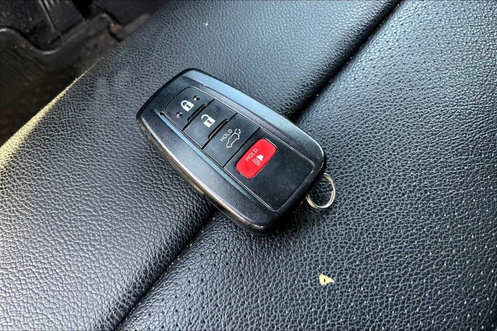used 2022 Toyota RAV4 Hybrid car, priced at $34,470