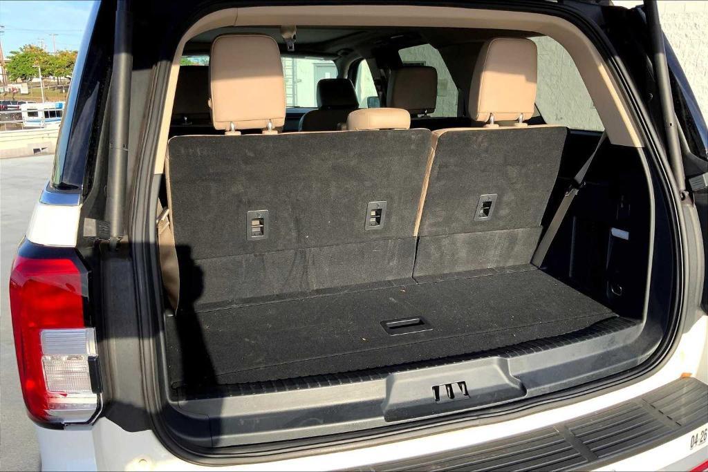 used 2024 Ford Expedition car, priced at $53,785