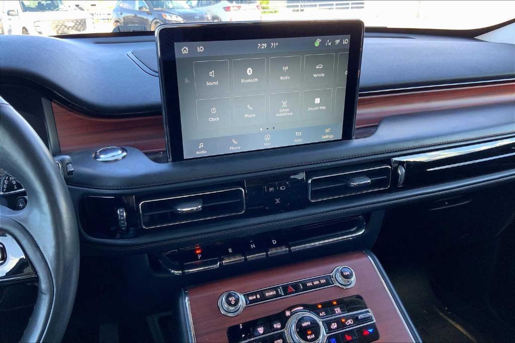 used 2022 Lincoln Aviator car, priced at $49,202