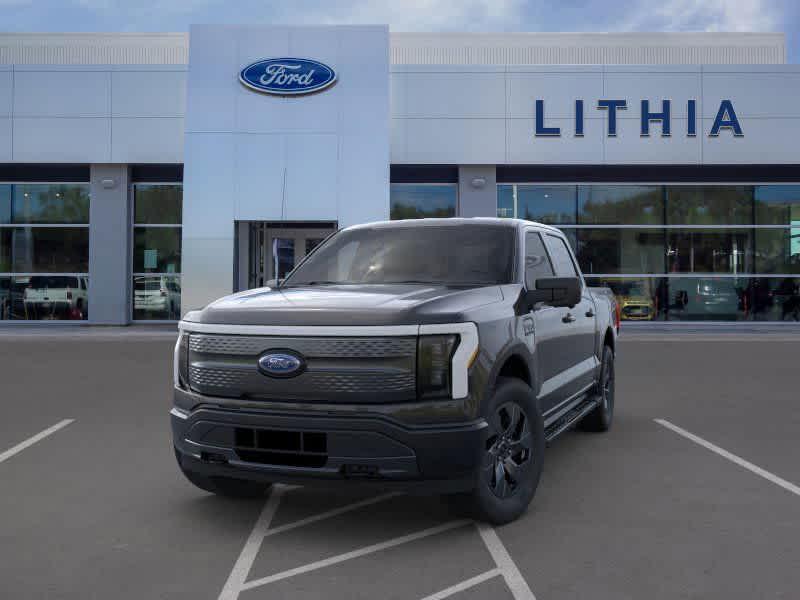 new 2023 Ford F-150 Lightning car