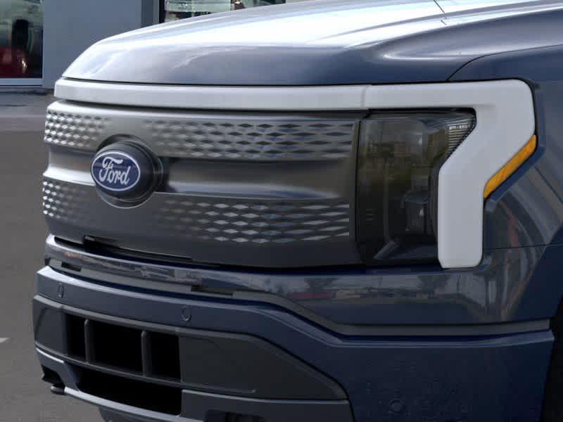 new 2024 Ford F-150 Lightning car