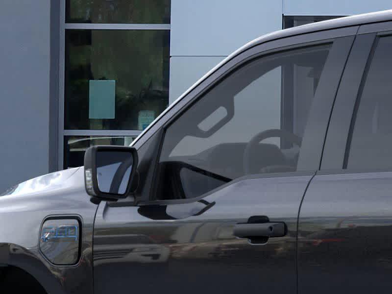 new 2025 Ford F-150 Lightning car