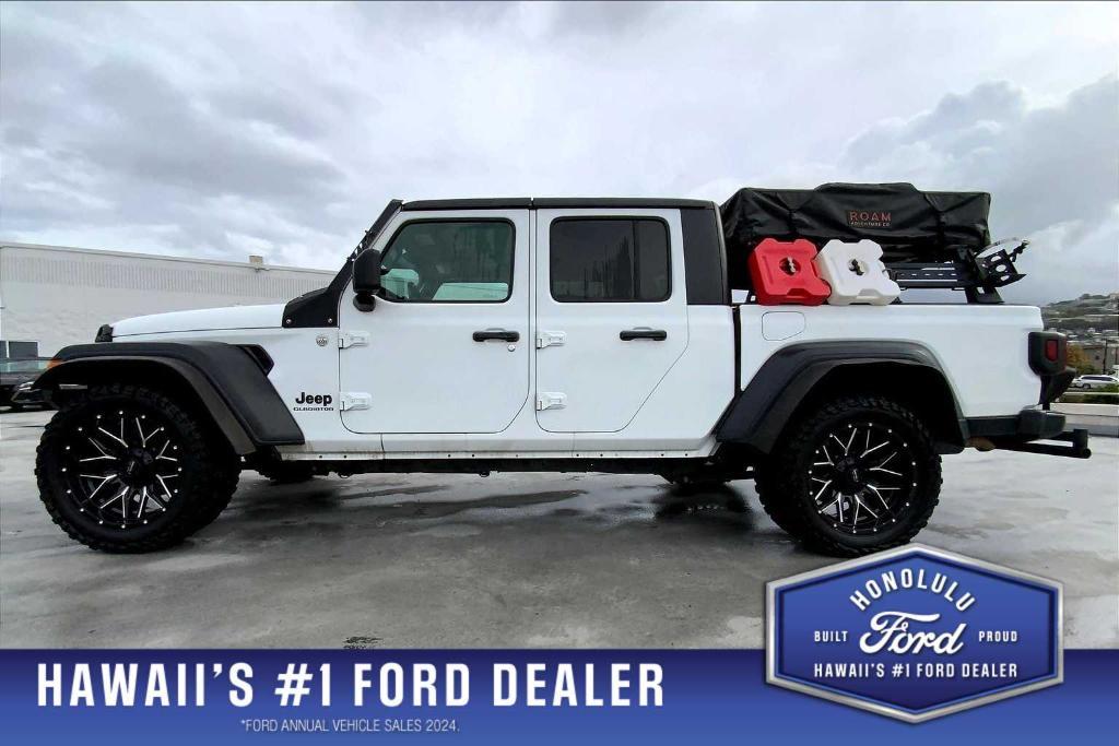 used 2020 Jeep Gladiator car, priced at $25,399