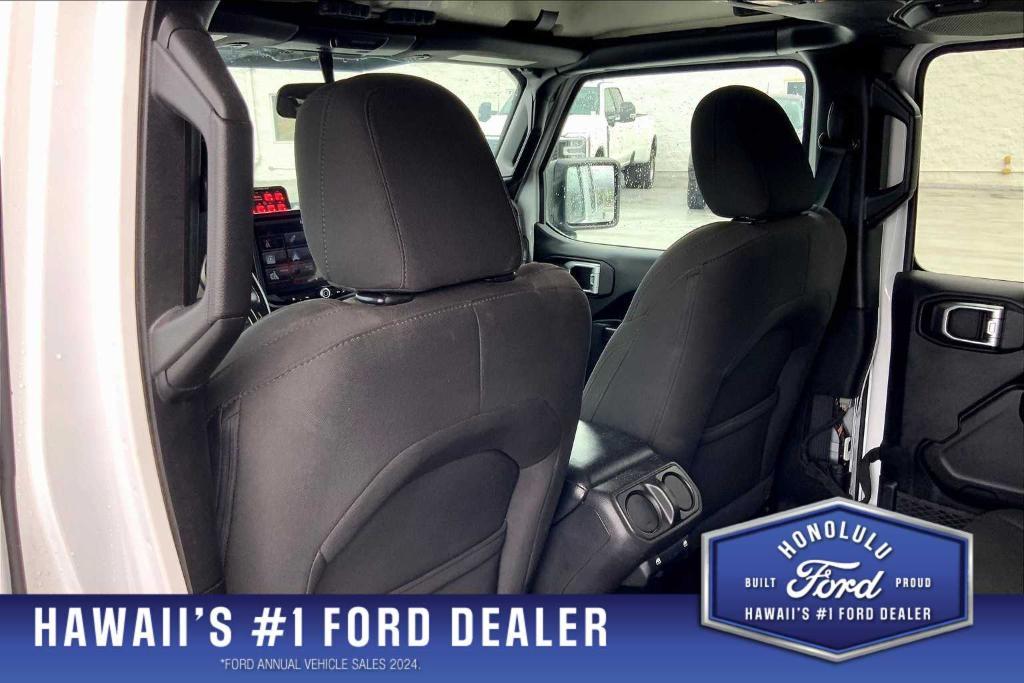 used 2020 Jeep Gladiator car, priced at $25,399
