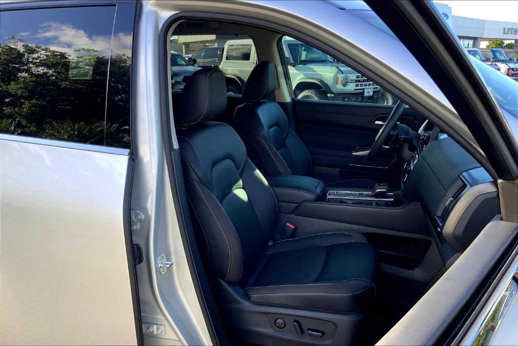 used 2024 Nissan Pathfinder car, priced at $38,744