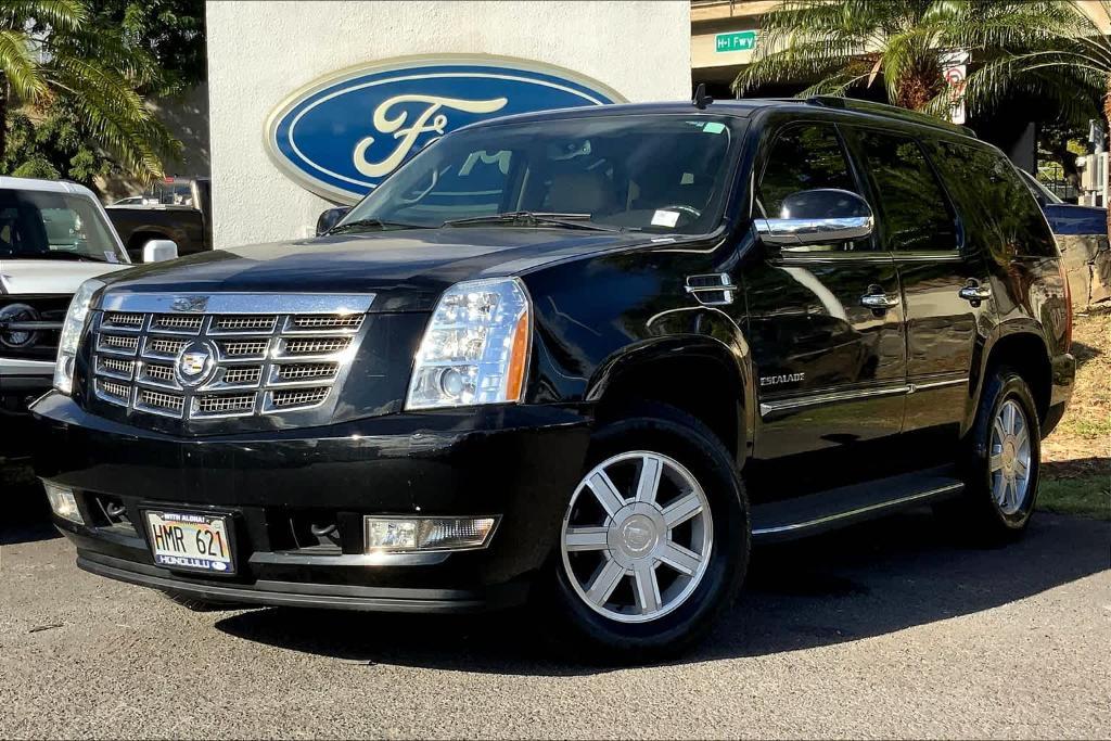 used 2011 Cadillac Escalade car, priced at $16,647