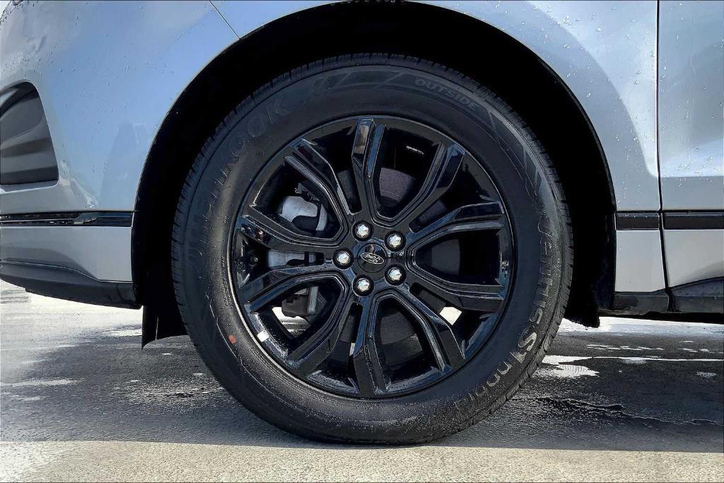 used 2023 Ford Edge car, priced at $29,108
