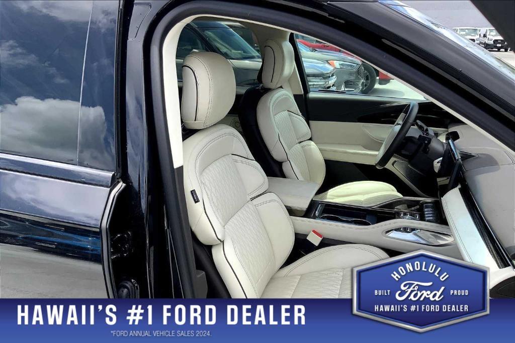 used 2024 Lincoln Nautilus car, priced at $62,123
