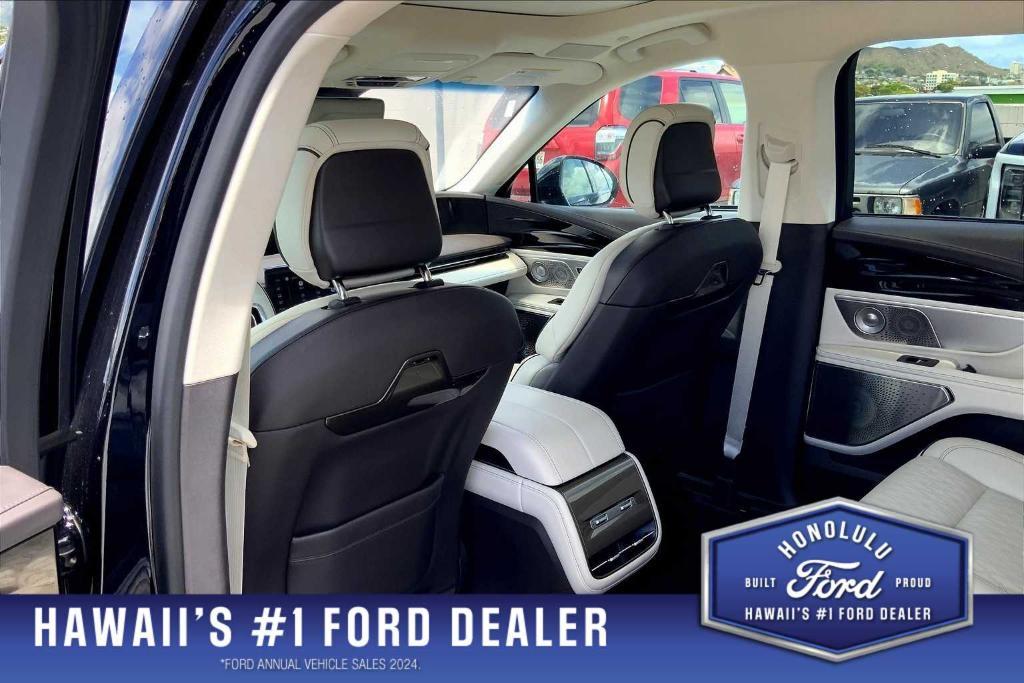 used 2024 Lincoln Nautilus car, priced at $62,123