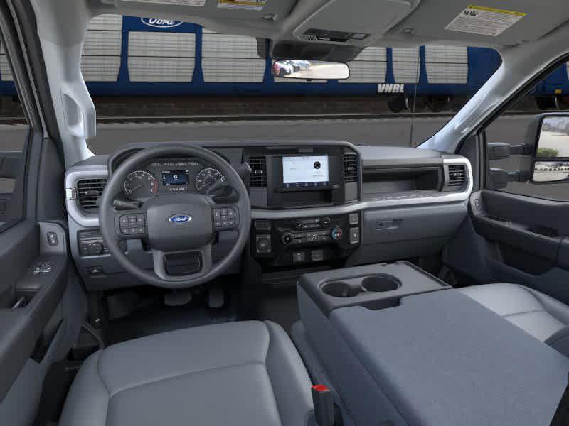new 2025 Ford F-250 car