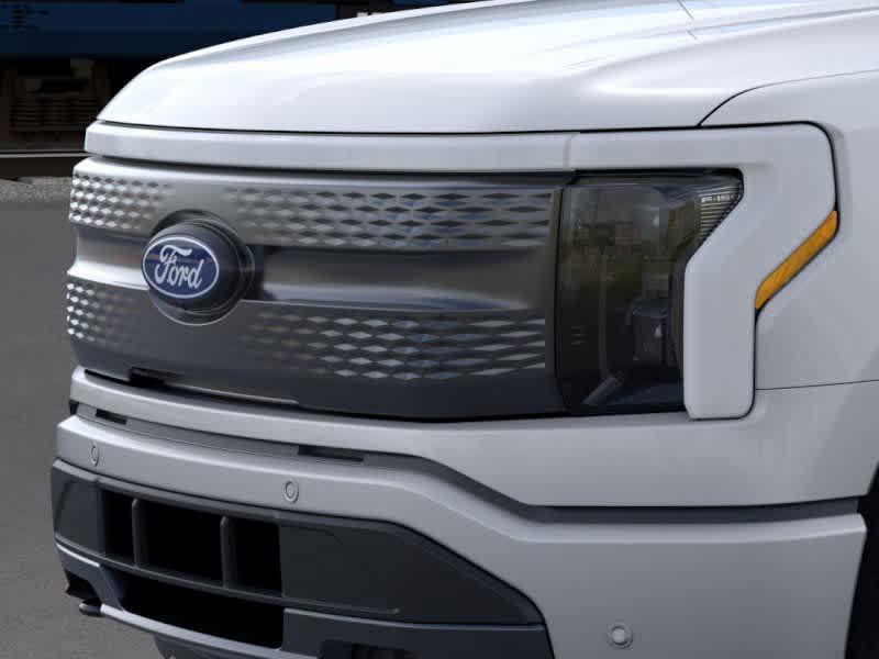 new 2025 Ford F-150 Lightning car