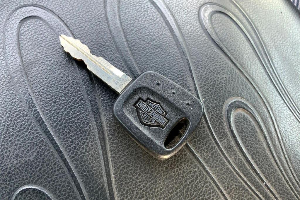 used 2002 Ford F-150 car, priced at $17,995