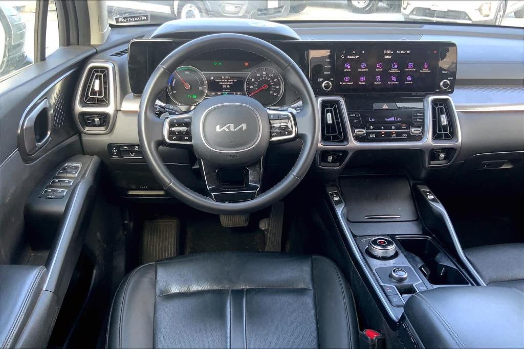used 2023 Kia Sorento Hybrid car, priced at $28,457