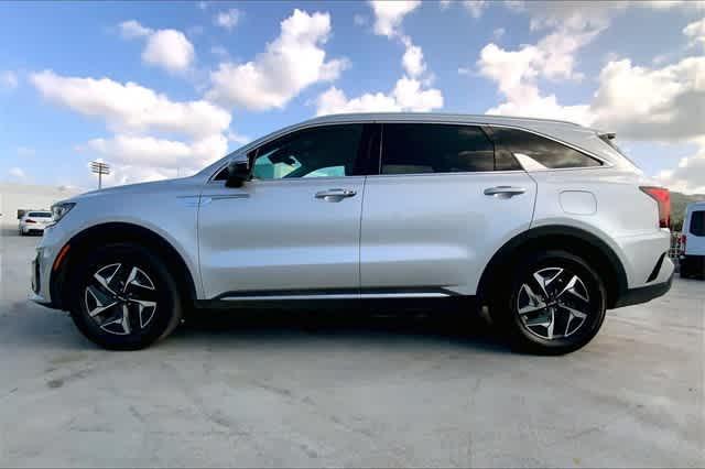 used 2023 Kia Sorento Hybrid car, priced at $29,957