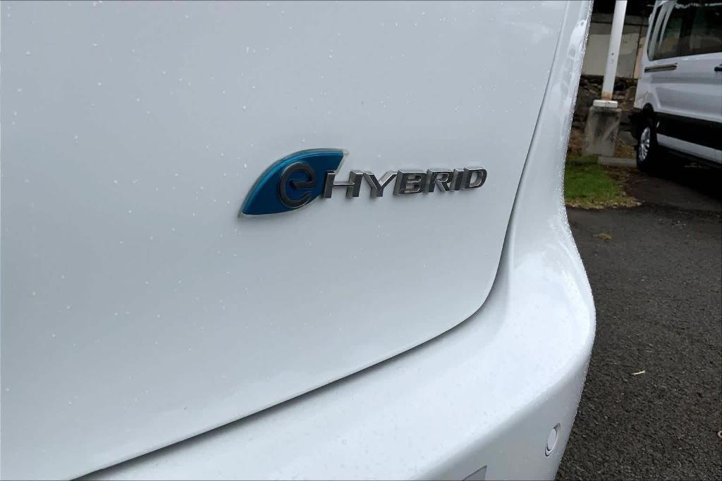 used 2021 Chrysler Pacifica Hybrid car, priced at $28,194