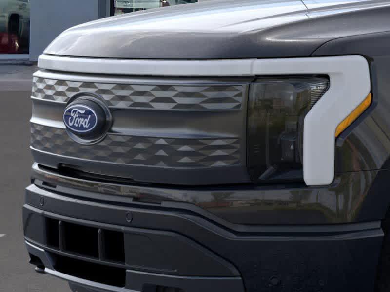 new 2024 Ford F-150 Lightning car