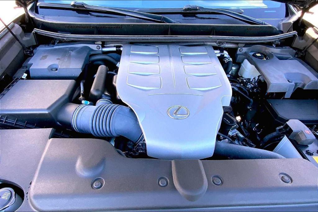 used 2023 Lexus GX 460 car, priced at $61,427