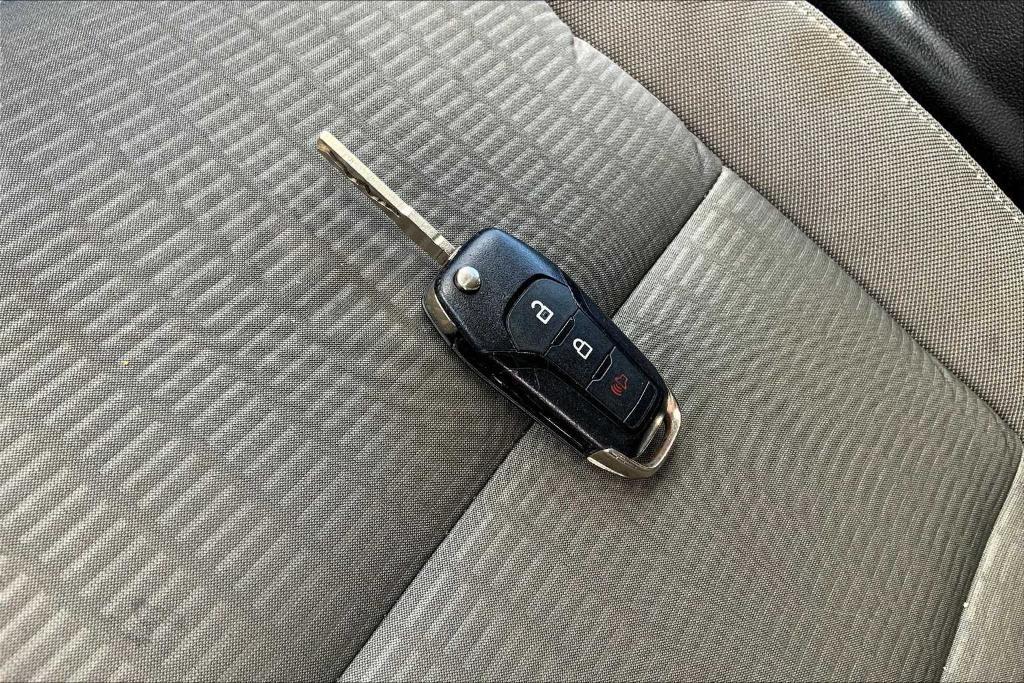 used 2022 Ford Escape car, priced at $18,273