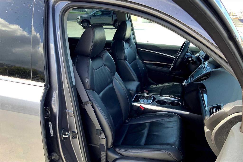 used 2020 Acura MDX car, priced at $27,210