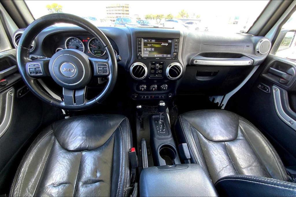 used 2015 Jeep Wrangler Unlimited car, priced at $20,271