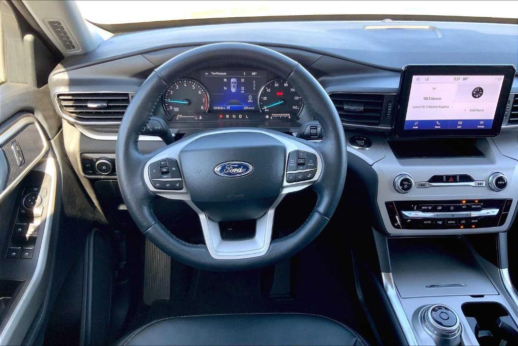 used 2023 Ford Explorer car, priced at $35,252