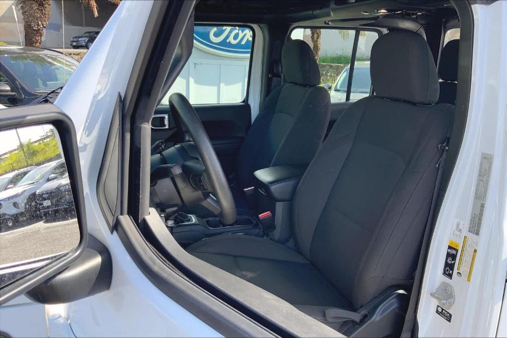 used 2023 Jeep Gladiator car, priced at $33,414