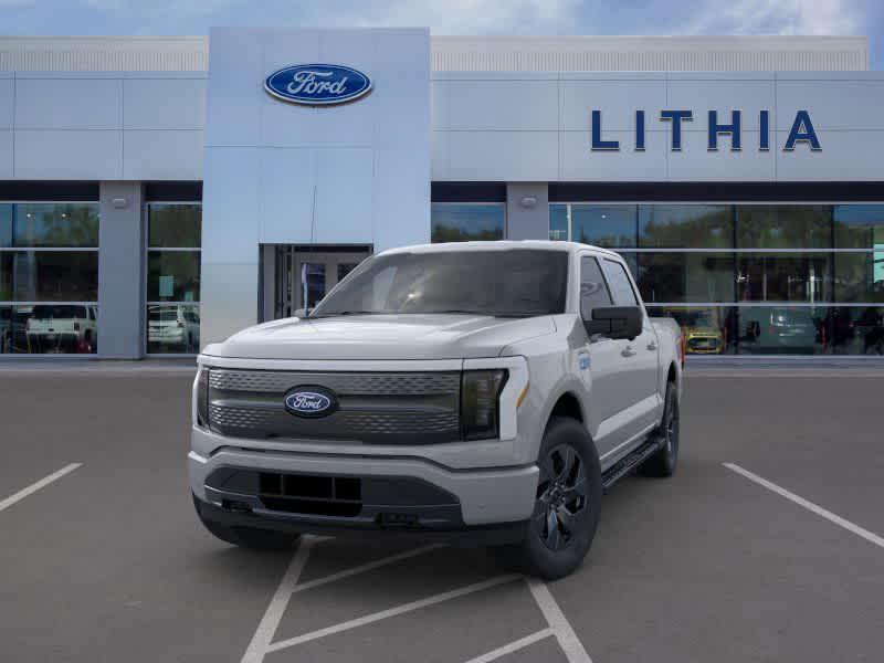 new 2024 Ford F-150 Lightning car