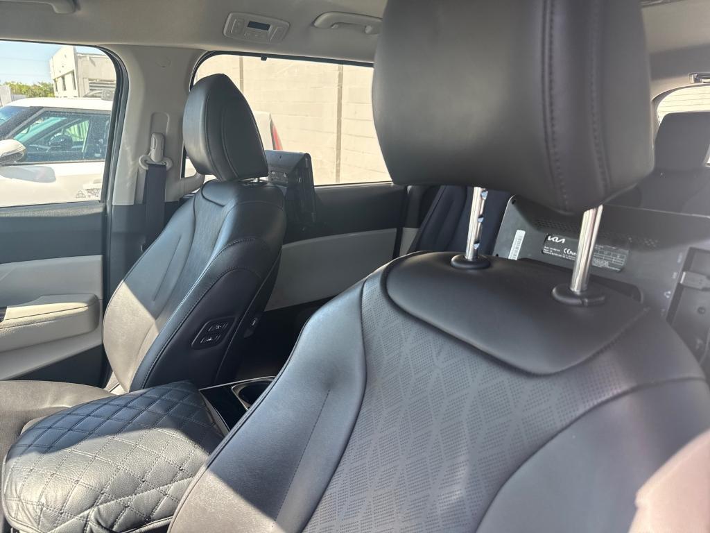 used 2022 Kia Carnival car, priced at $35,991