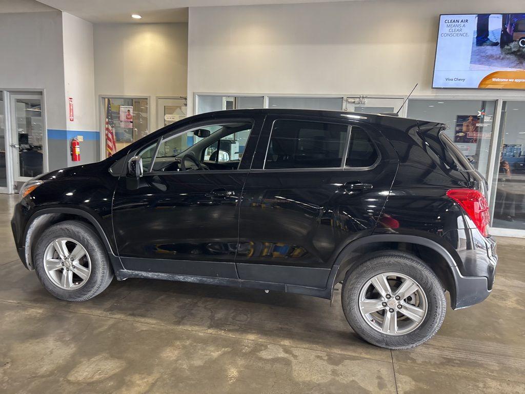 used 2022 Chevrolet Trax car, priced at $17,991