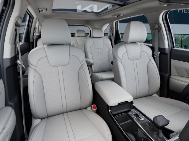 new 2025 Kia Sorento car, priced at $43,510