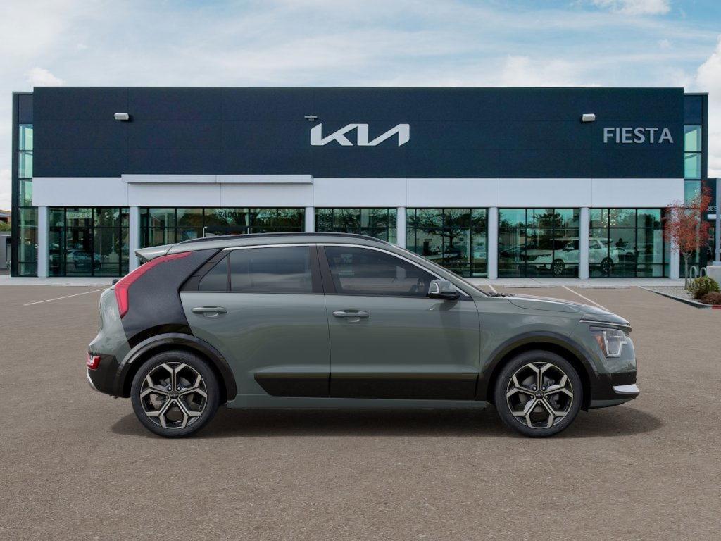 new 2025 Kia Niro car