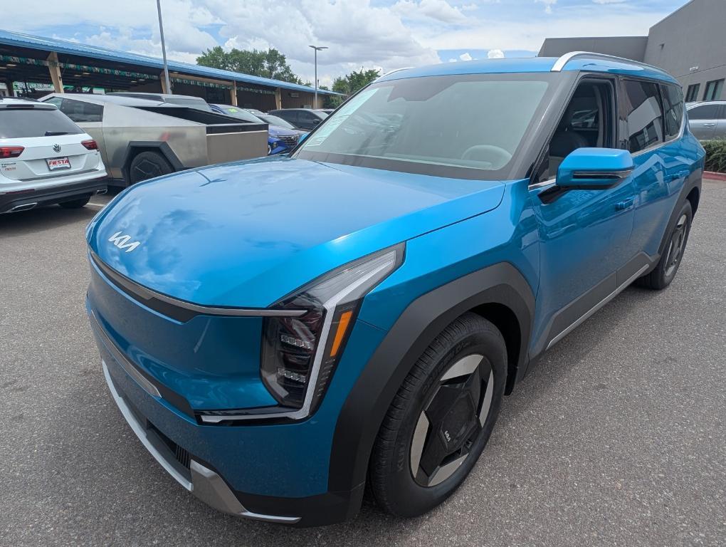 used 2025 Kia EV9 car, priced at $55,995