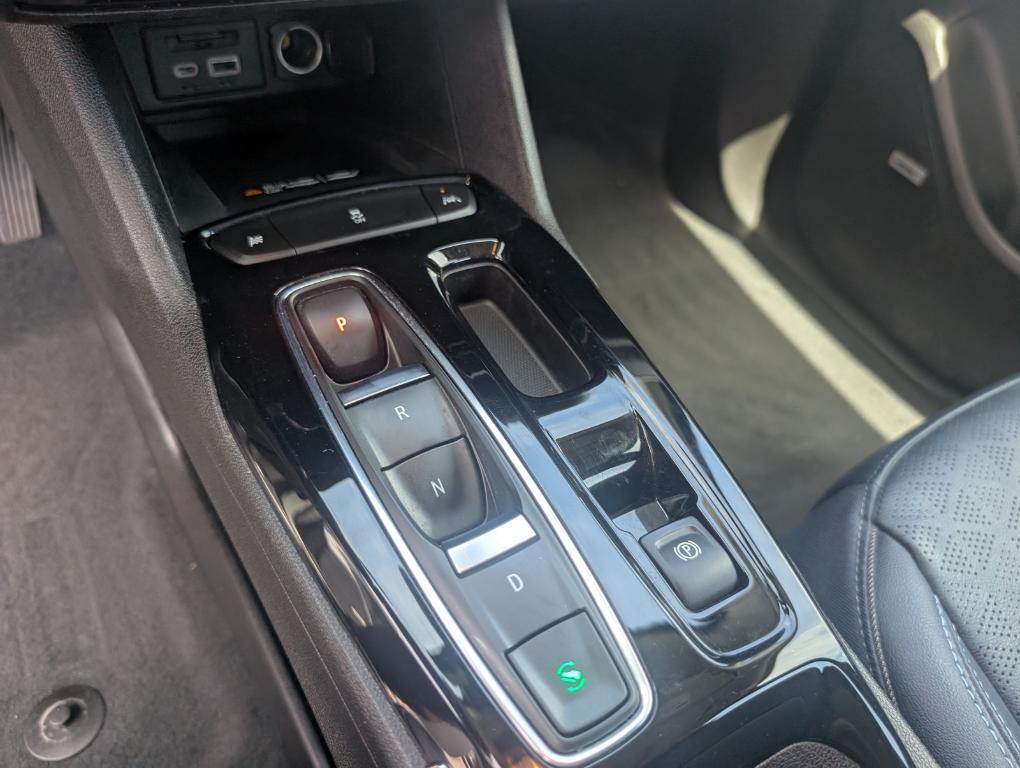 used 2023 Chevrolet Bolt EUV car, priced at $25,394