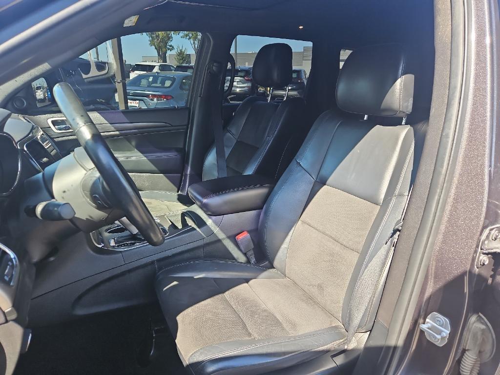used 2020 Jeep Grand Cherokee car, priced at $22,981