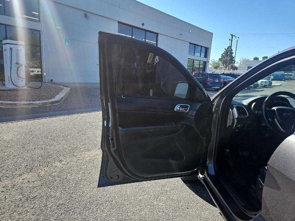used 2020 Jeep Grand Cherokee car, priced at $22,981