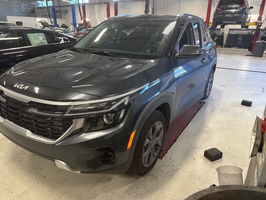 used 2024 Kia Seltos car, priced at $24,995