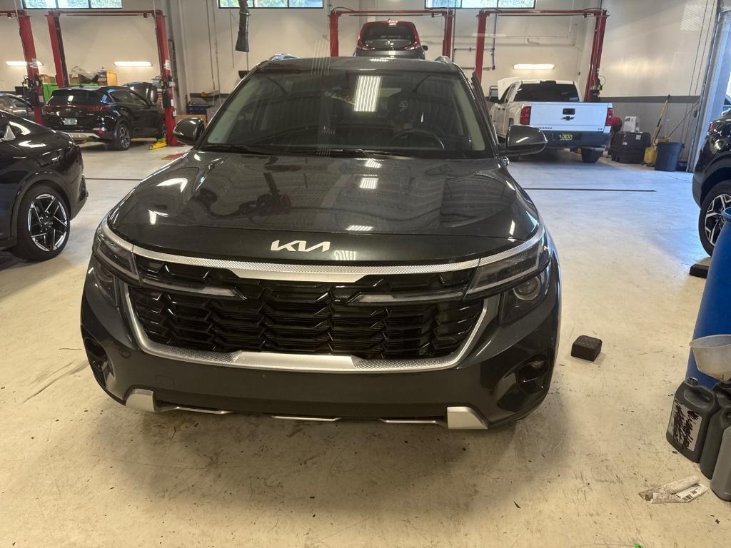used 2024 Kia Seltos car, priced at $24,995