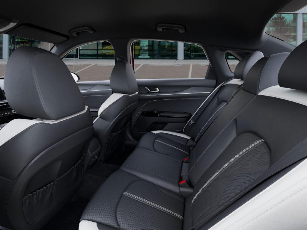 new 2025 Kia K5 car