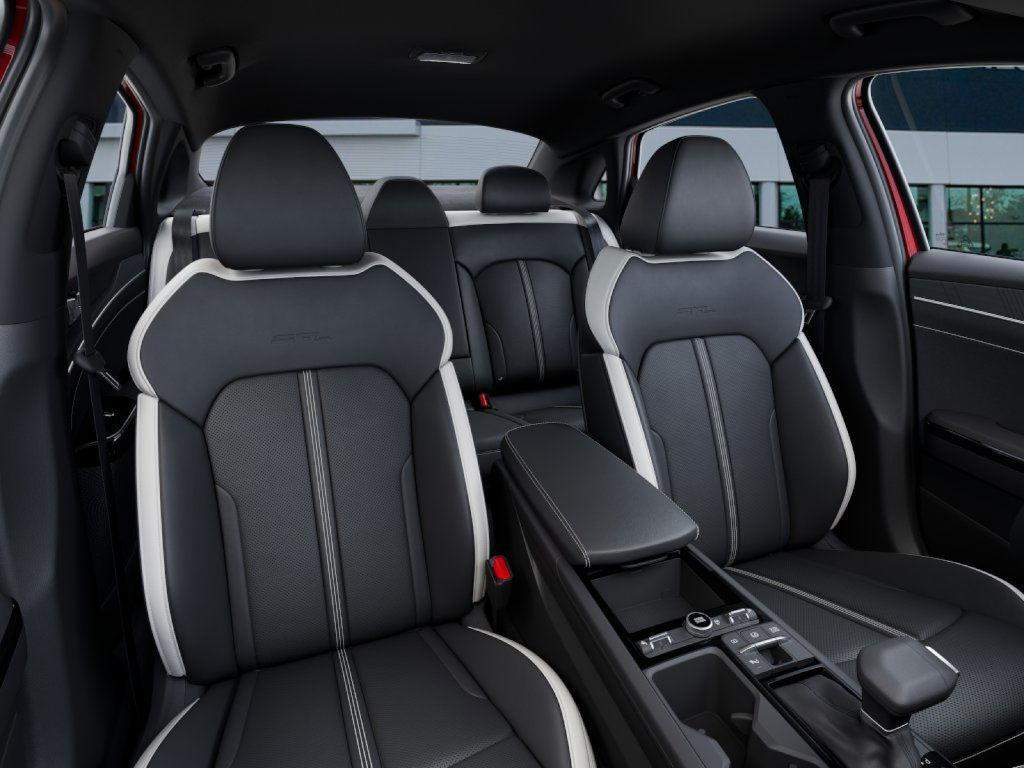 new 2025 Kia K5 car