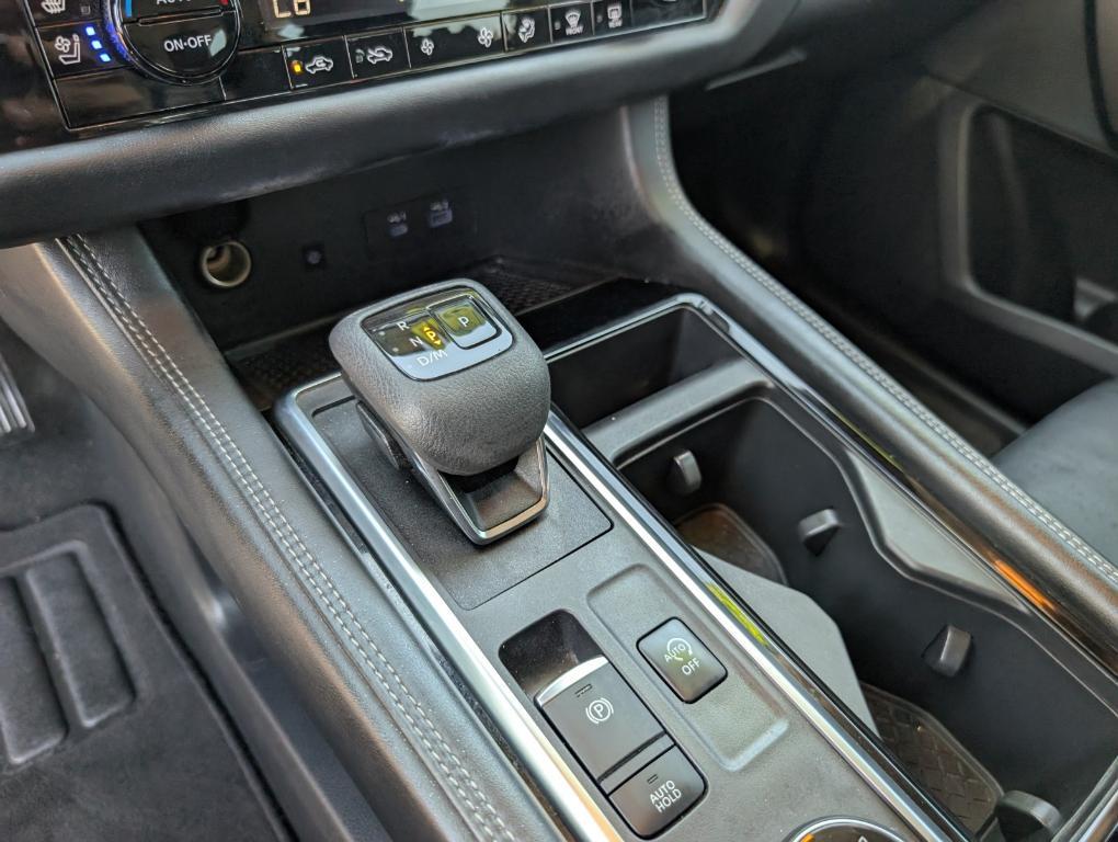 used 2022 Nissan Pathfinder car, priced at $35,192
