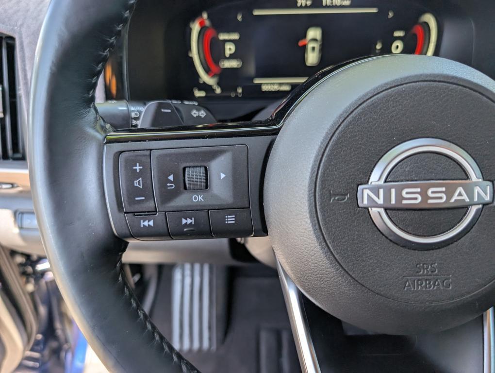 used 2022 Nissan Pathfinder car, priced at $35,192