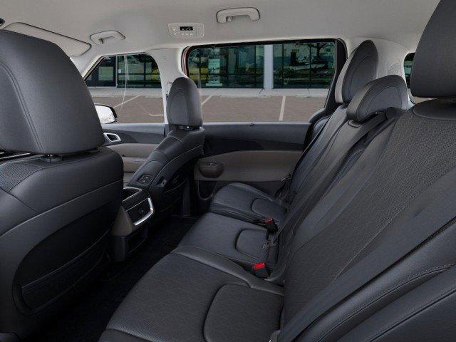 new 2025 Kia Carnival Hybrid car, priced at $45,200