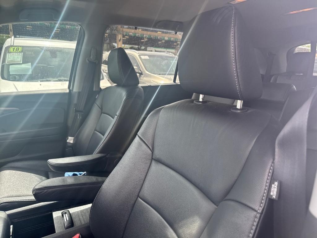 used 2022 Honda Pilot car, priced at $32,991