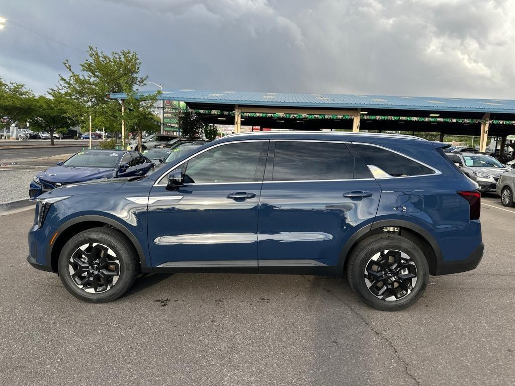 used 2025 Kia Sorento car, priced at $38,991
