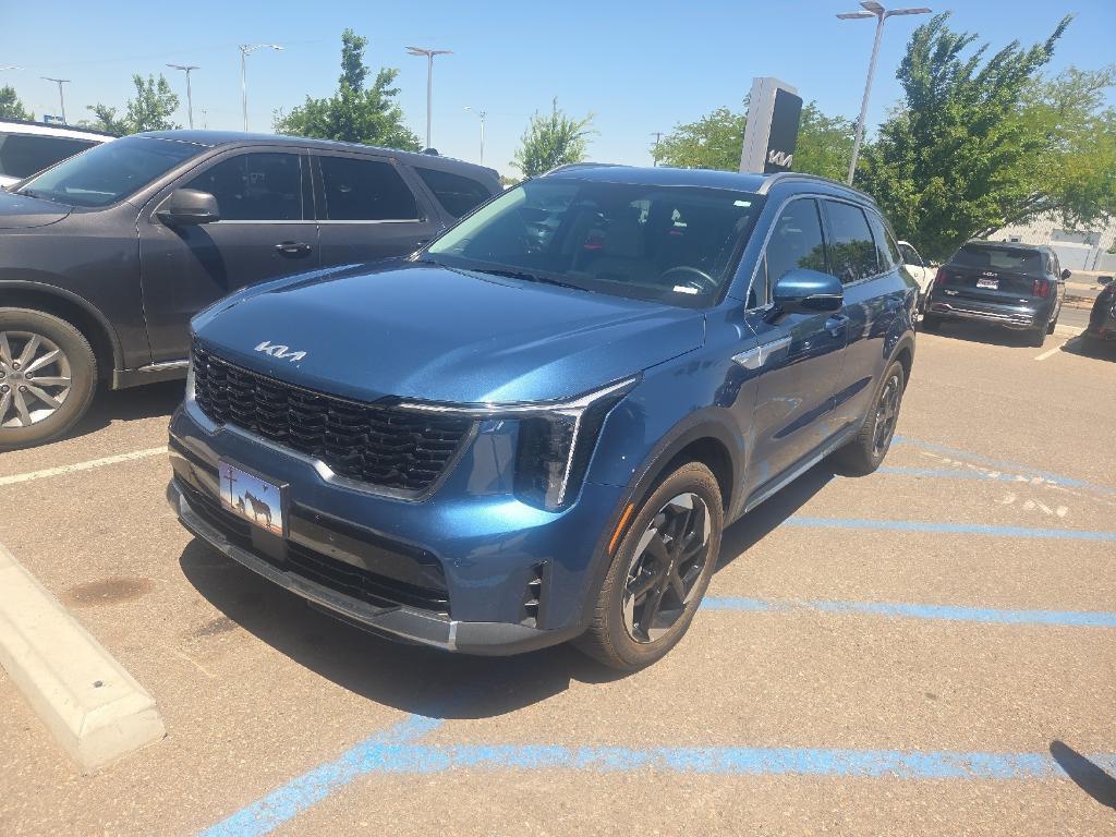 used 2025 Kia Sorento Hybrid car, priced at $37,991